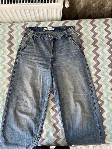 bershka skater jean