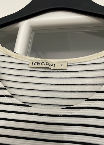 Çizgili Pilili Midi Kolsuz Elbise - Görsel 3