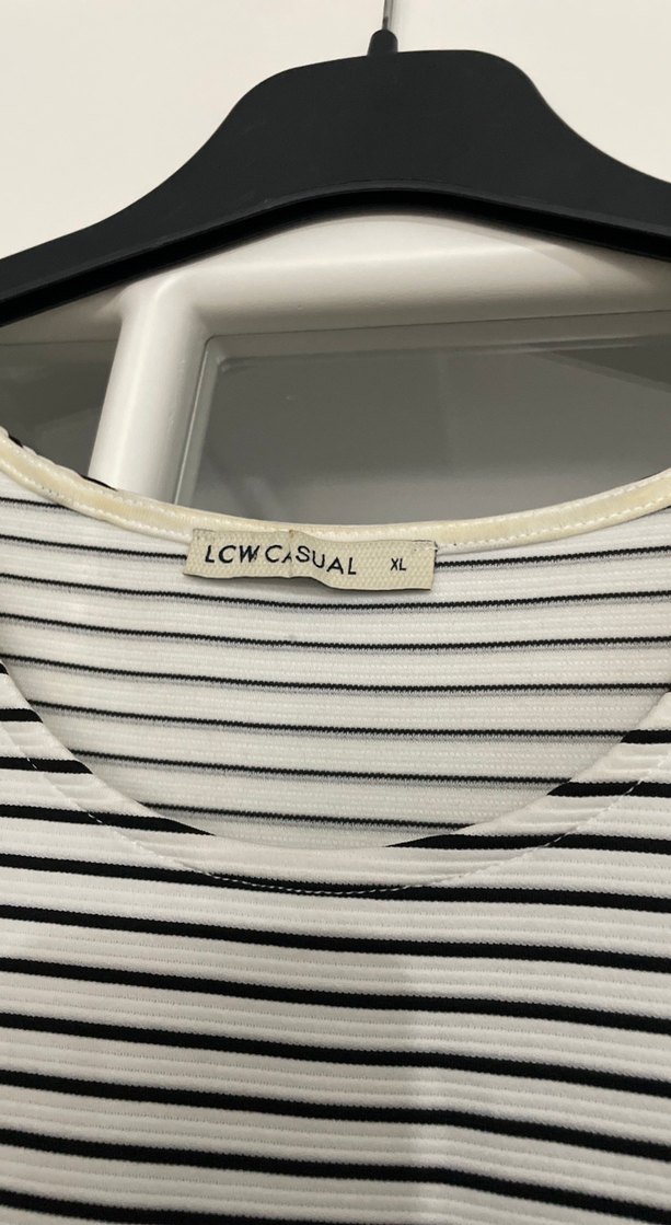 Çizgili Pilili Midi Kolsuz Elbise - Görsel 3