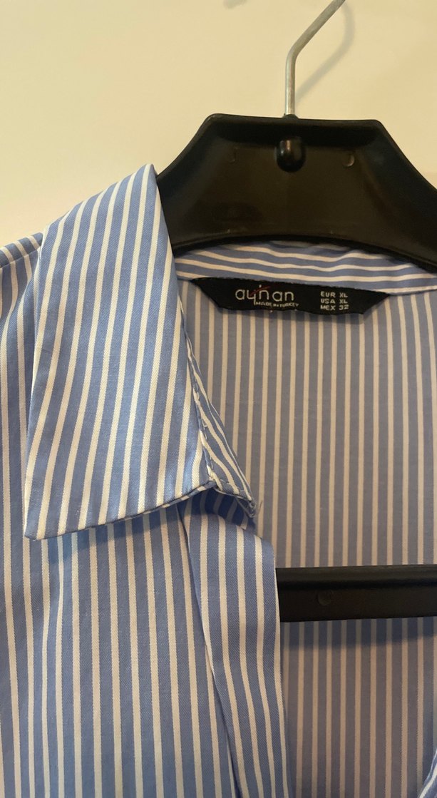 Düğmeli Çizgili Kadın Gömlek - Görsel 3