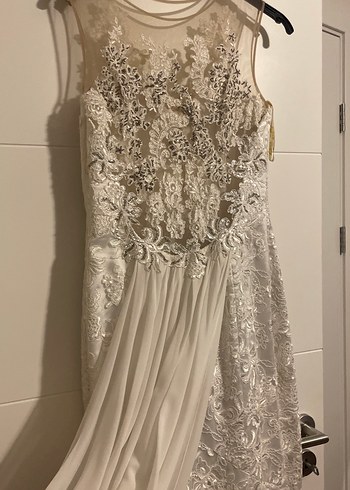 V Yaka Dantelli Uzun Denizkızı Gelinlik - Görsel 7