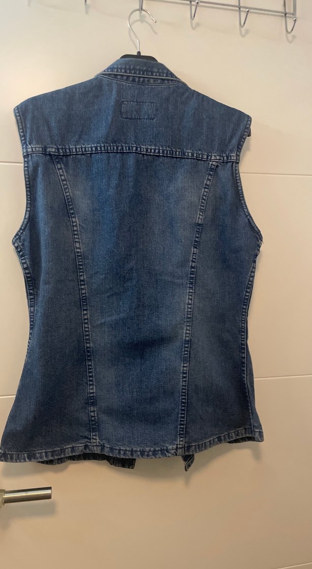 Düğmeli Mavi Denim Kolsuz Ceket - Görsel 3