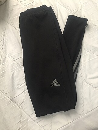 Orijinal Adidas