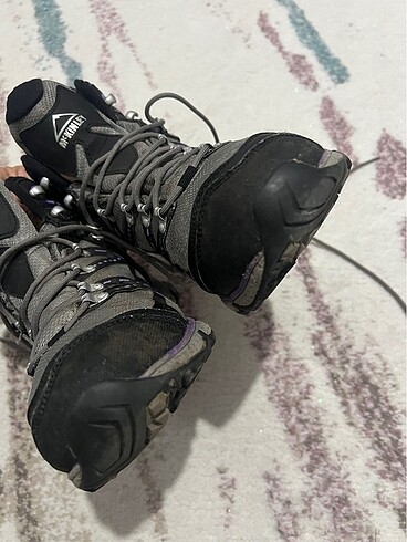 39 Beden McKinley Outdoor Bot 39