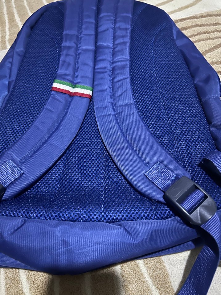 Mavi Fermuarlı Kadın Sırt Çantası Orjinal ürün - Görsel 3