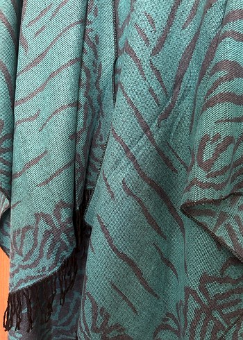 Gevşek Kesim Turkuaz Batik Desenli Bohem Kadın Panço - Görsel 2