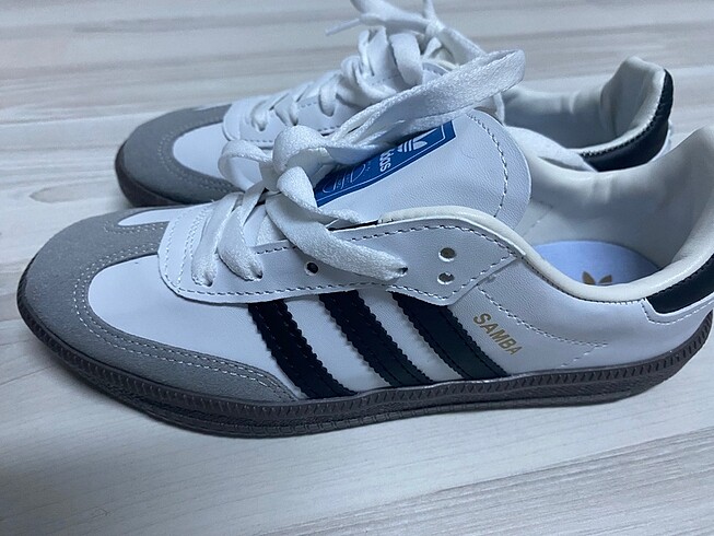 Adidas Kadın spor ayakkabı