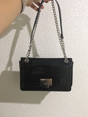 Stradivarius çanta