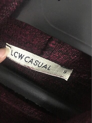 LC Waikiki Kapşonlu sweatshirt