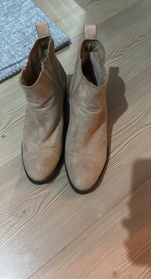 Bej Süet Kadın Topuklu Bot - Görsel 2