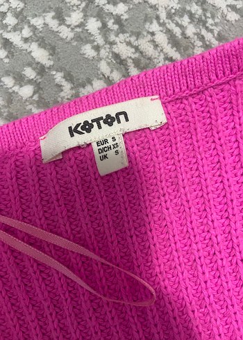 Pembe V Yakalı Örgü Kadın Kazak - Görsel 3