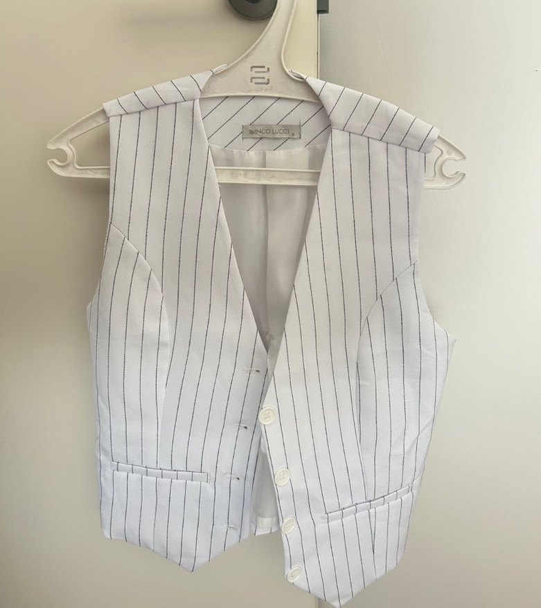 Düğmeli Beyaz Çizgili V Yaka Kadın Yelek - Görsel 3