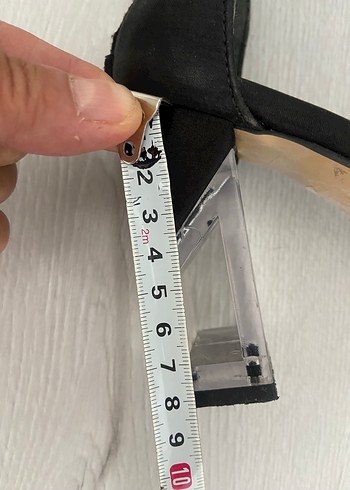 36 Beden Kemerli Siyah taşlı Stiletto Topuklu Ayakkabı