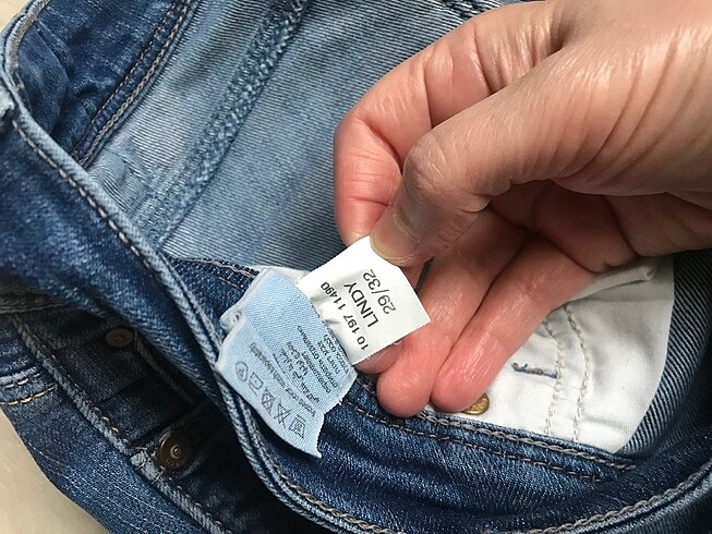 29 Beden mavi Renk Mavi Jeans pantolon