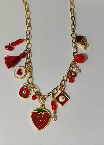 Kırmızı Charm Kolye 
