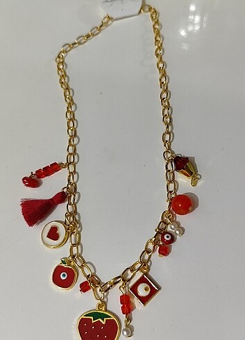 Zara Kırmızı Charm Kolye
