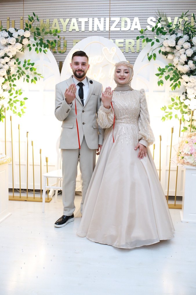 Bej İşlemeli Uzun Kollu nişan elbisesi / abiyesi - Görsel 3