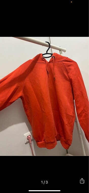 Turuncu sweatshirt