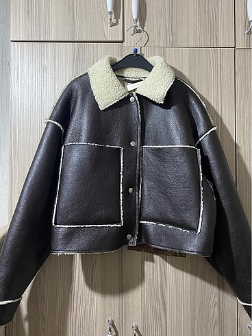 Pull&Bear kürklü ceket
