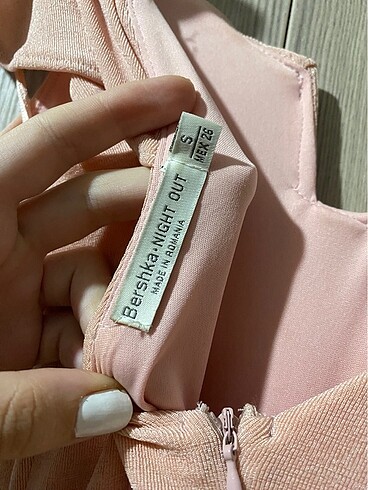 s Beden Bershka tulum