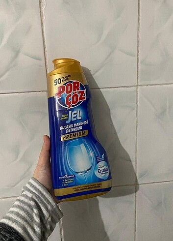 Porçöz por çöz jel bulaşık makinesi deterjanı premium.