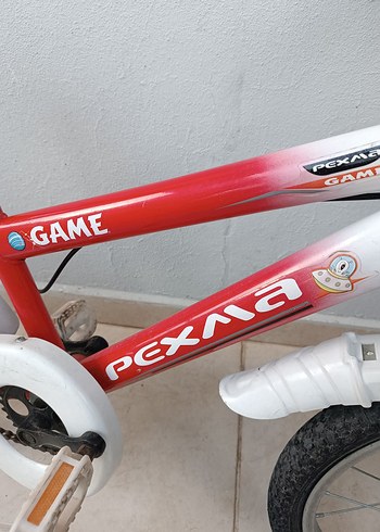 Kırmızı Çocuk  Bisikleti - Görsel 6