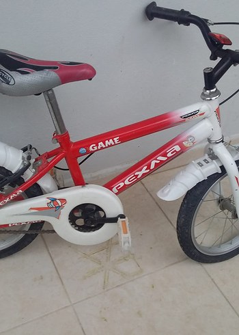 Kırmızı Çocuk  Bisikleti - Görsel 9