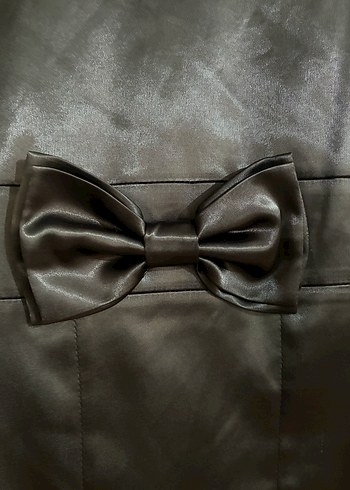 V Yaka Kemerli Siyah Midi Gece Elbisesi - Görsel 2