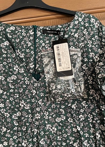 Yeşil V Yaka Midi  kısa tulum - Görsel 2