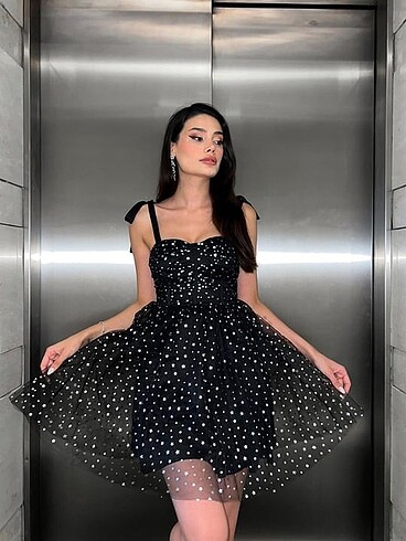 Askılı mini elbise