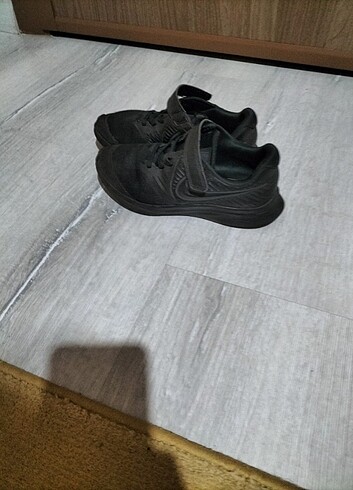 34 Beden siyah Renk Nike çocuk Spor ayakkabı 
