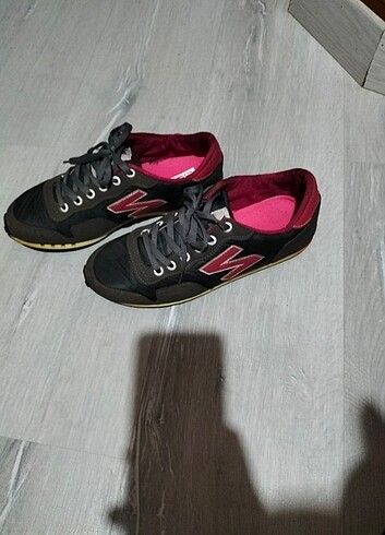 37 Beden siyah Renk Temiz spor ayakkabı 