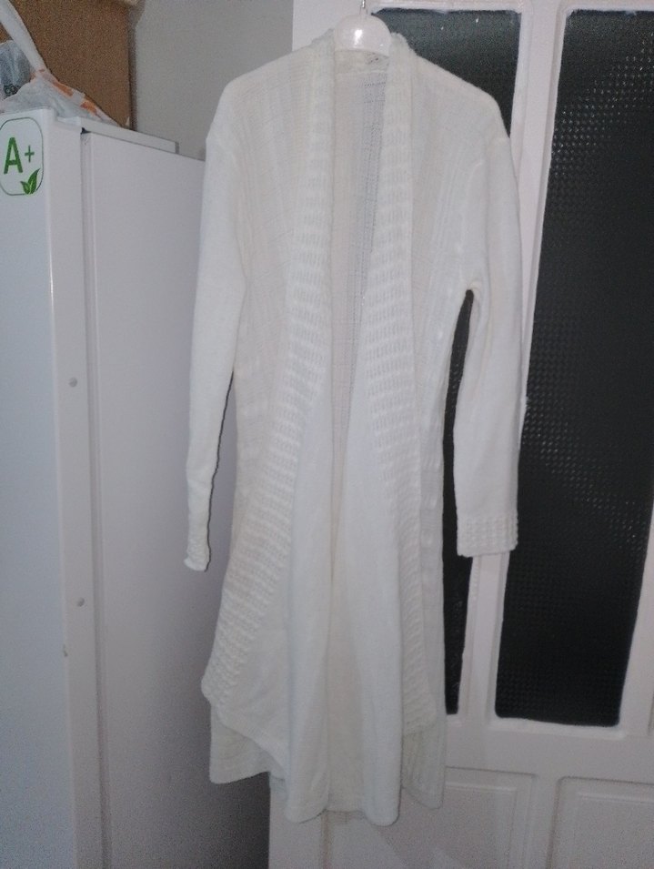 Uzun Beyaz  Örgü Kadın Hırka - Görsel 3