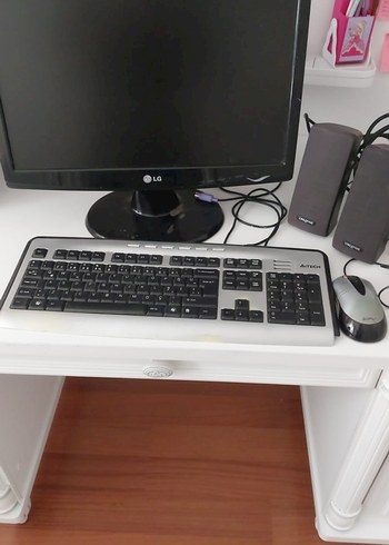 Beyaz Masaüstü Bilgisayar Seti - Görsel 2