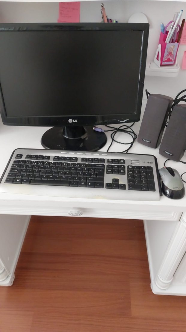 Beyaz Masaüstü Bilgisayar Seti - Görsel 2