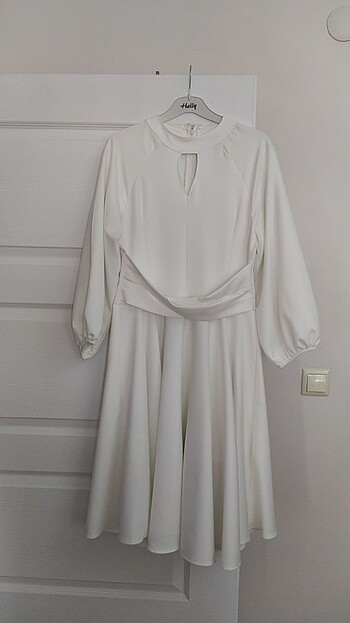 Zara Beyaz midi boy nişan nikah elbisesi