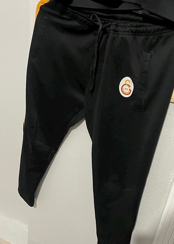 s Beden siyah Renk Orjinal Galatasaray eşofman takımı