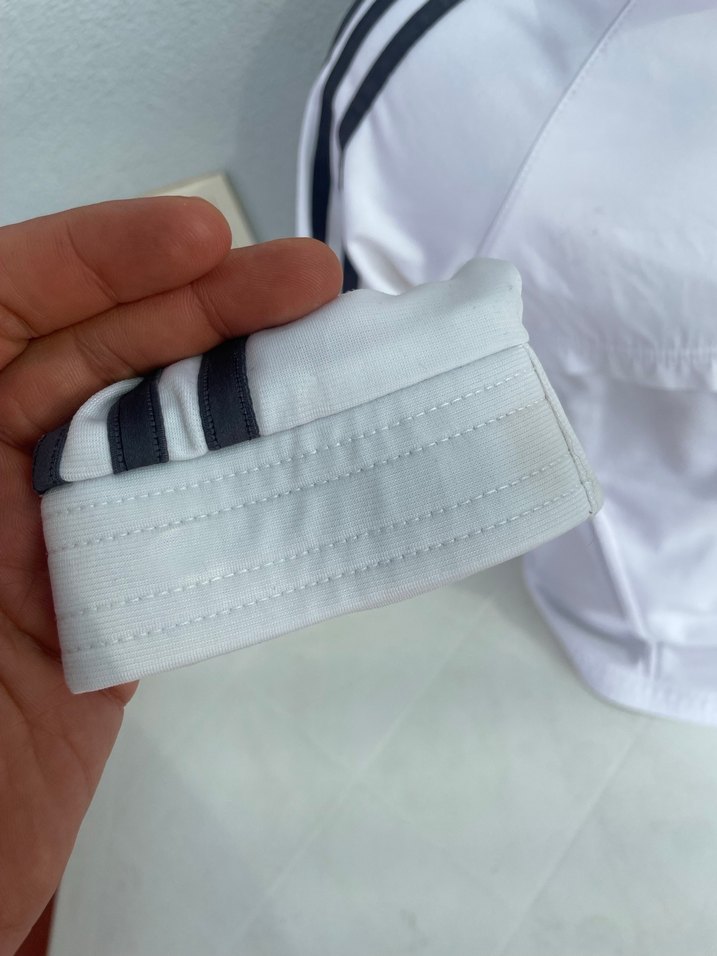 Kadın Beyaz Fermuarlı Spor Ceket - Görsel 4