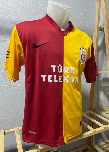 Galatasaray Kırmızı Sarı Erkek Spor Forması - Görsel 2