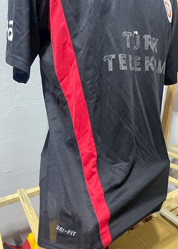 Galatasaray Siyah Kısa Kollu Spor Forma - Görsel 2