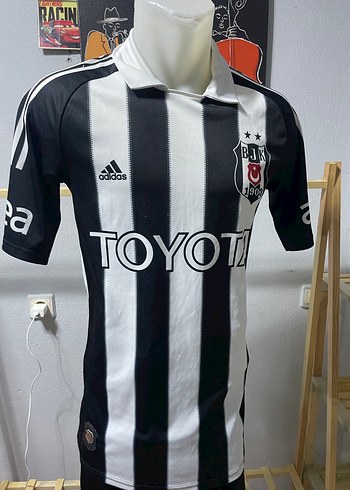 Beşiktaş Siyah Beyaz Kısa Kollu Forma - Görsel 2