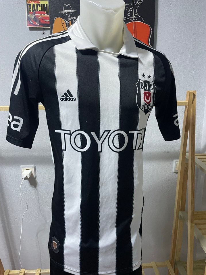 Beşiktaş Siyah Beyaz Kısa Kollu Forma - Görsel 2