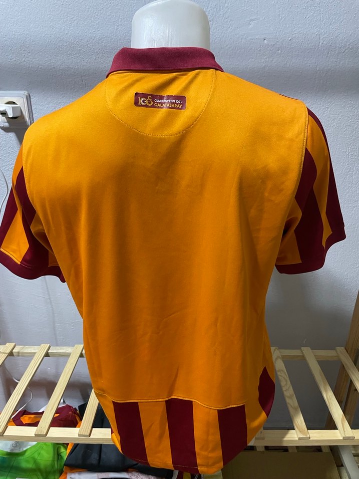 Galatasaray forma orijinal 100.yıl - Görsel 4