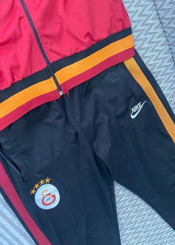Kırmızı Siyah Galatasaray Eşofman Takımı - Görsel 4