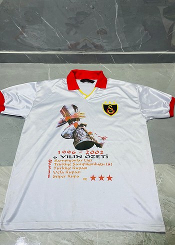 Galatasaray 1996 2002 Retro Futbol Tisortu