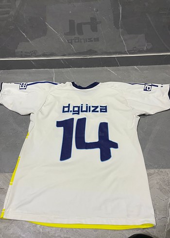 Adidas ürünü