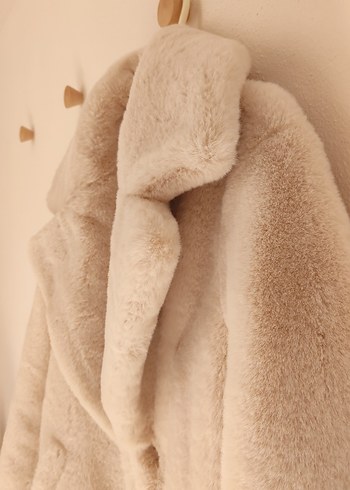 Bej Peluş Kürk Kaban - Görsel 4