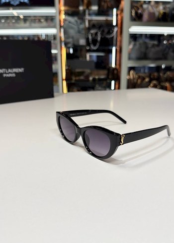 YSL Kadın Güneş Gözlüğü - Görsel 4