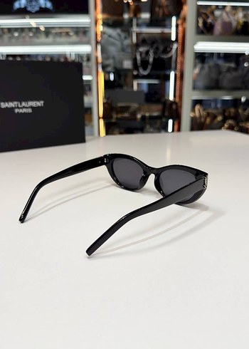 YSL Kadın Güneş Gözlüğü - Görsel 9