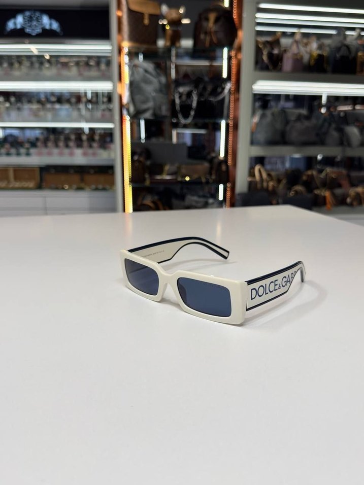 Dolce&Gabbana Siyah Dikdörtgen Güneş Gözlüğü - Görsel 4